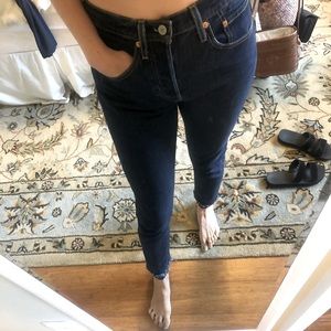Levi’s dark wash 501 skinny jeans
